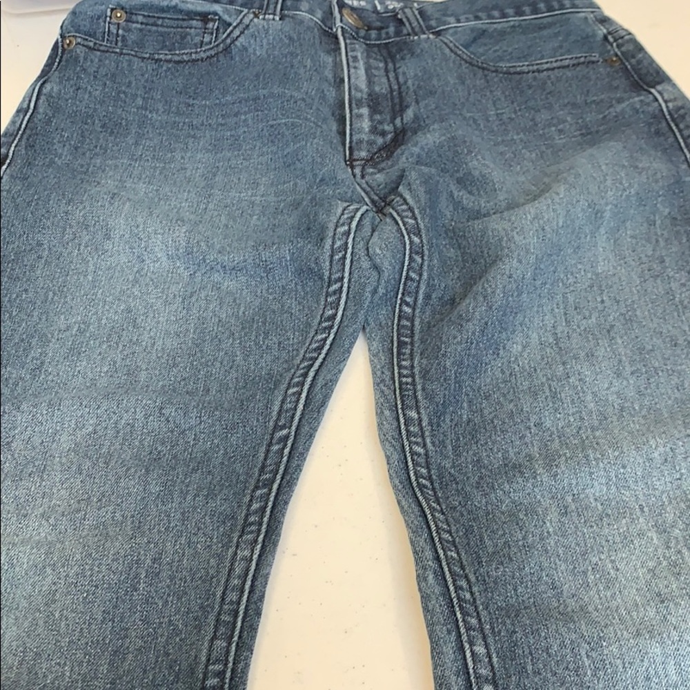 Jeans - Picture 1 of 2